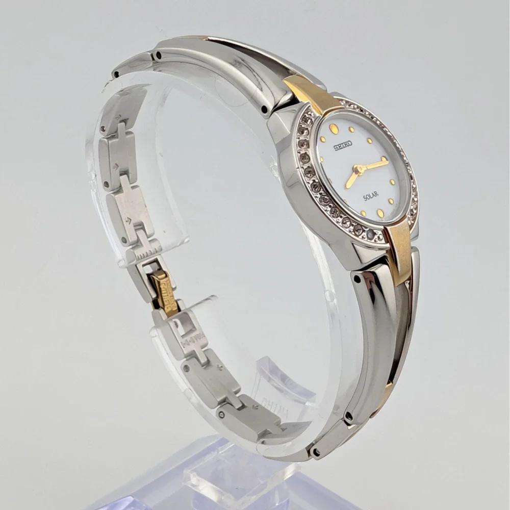 Seiko Solar Women's Swarovski Crystal Two-Tone Bracelet Watch V115-0AW0 6